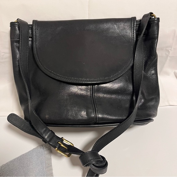 Coach Handbags - Coach Chic Lula’s Legacy Drawstring Shoulder Strap Bucket Leather Bag, Black